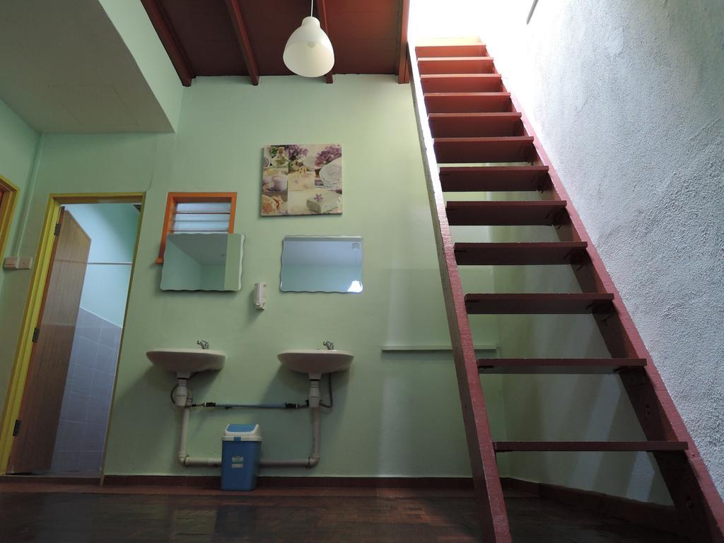 The Pillohouzzze Malacca Exterior foto
